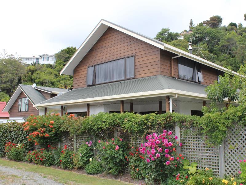 Annick House Bed And Breakfast Nelson Exterior photo